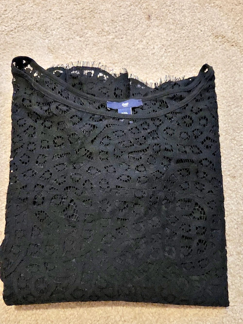 Gap Black Lace Bell Sleeve Top Size XXL